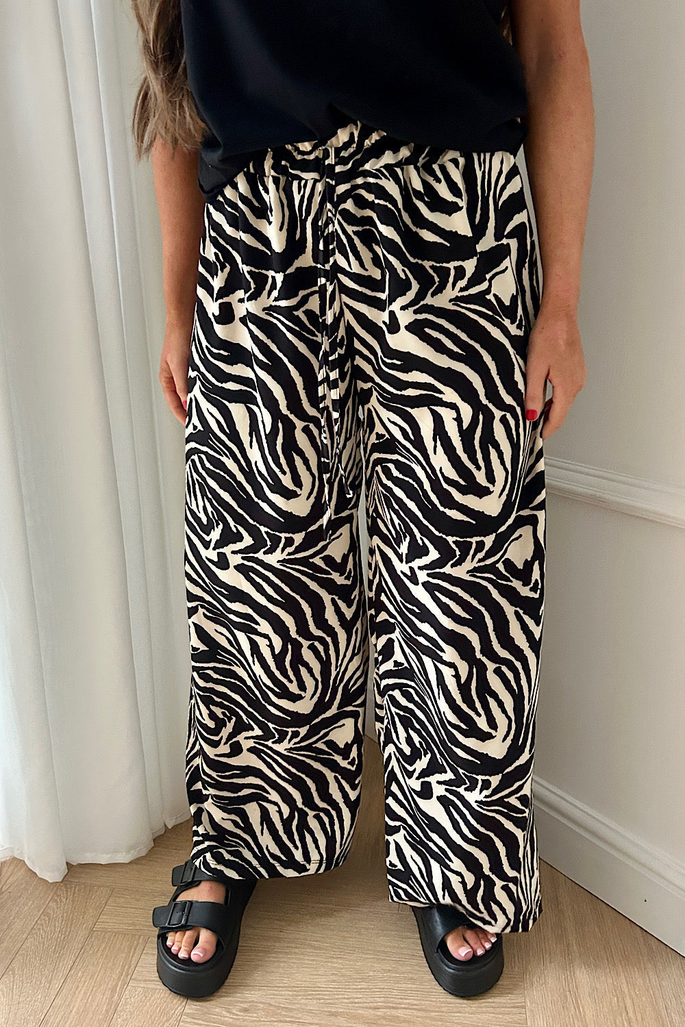 MARC JACOBS Girls Zebra Print Trousers in Black